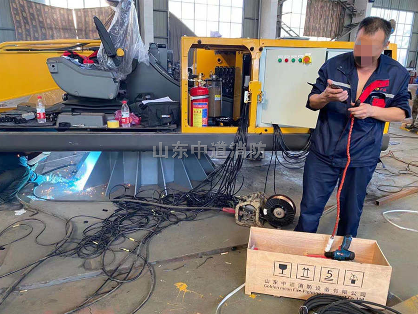 水基型煤矿车辆自动灭火装置